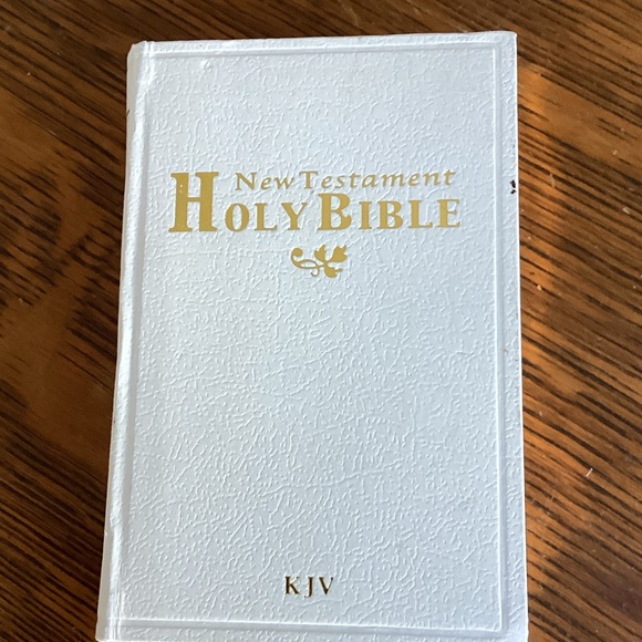 bible Other - White Holy Bible - KJV Edition